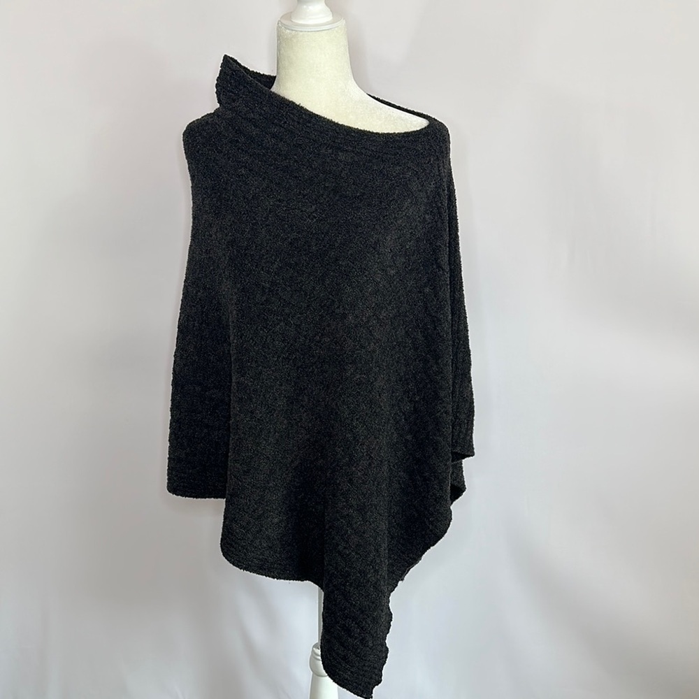 Barefoot Dreams Cozychic Lite Poncho